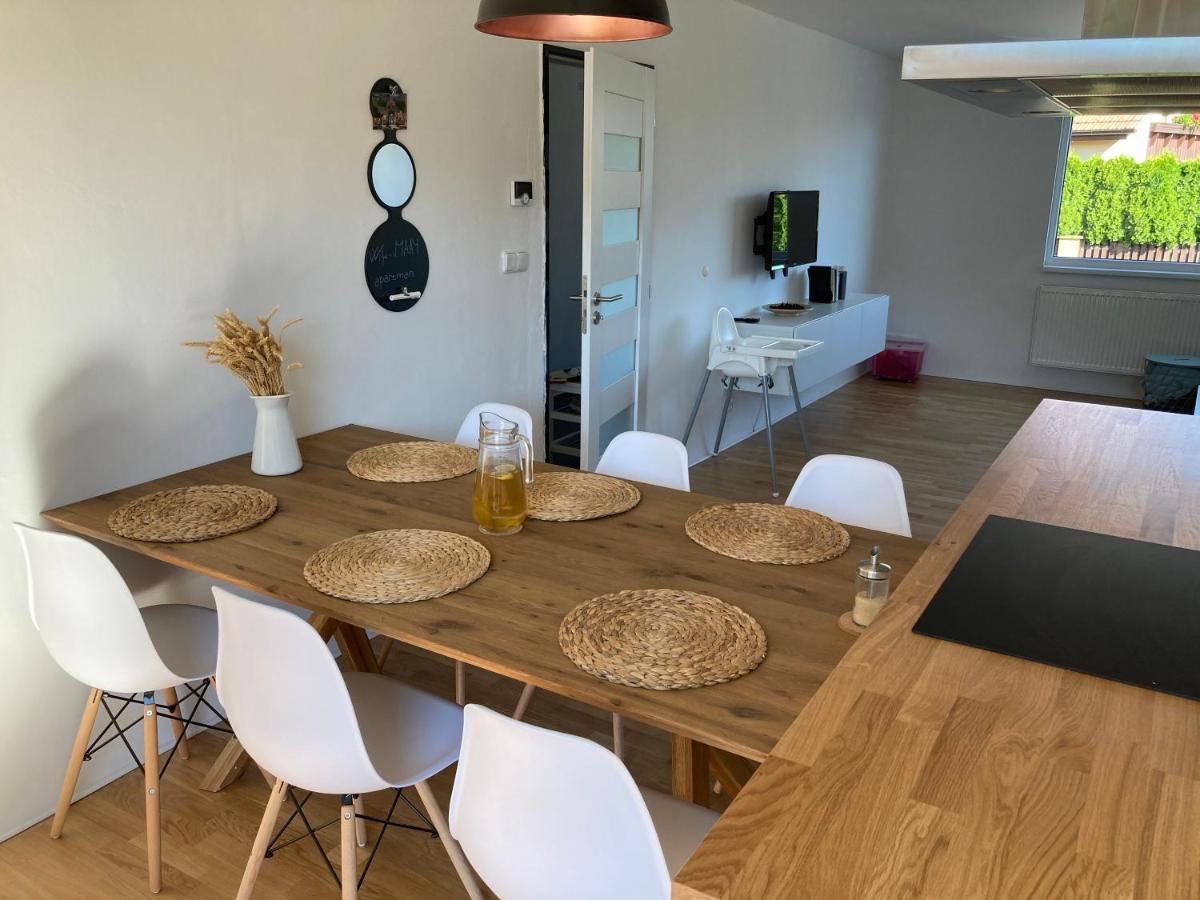 Apartman Maay Hlohovec Exterior foto