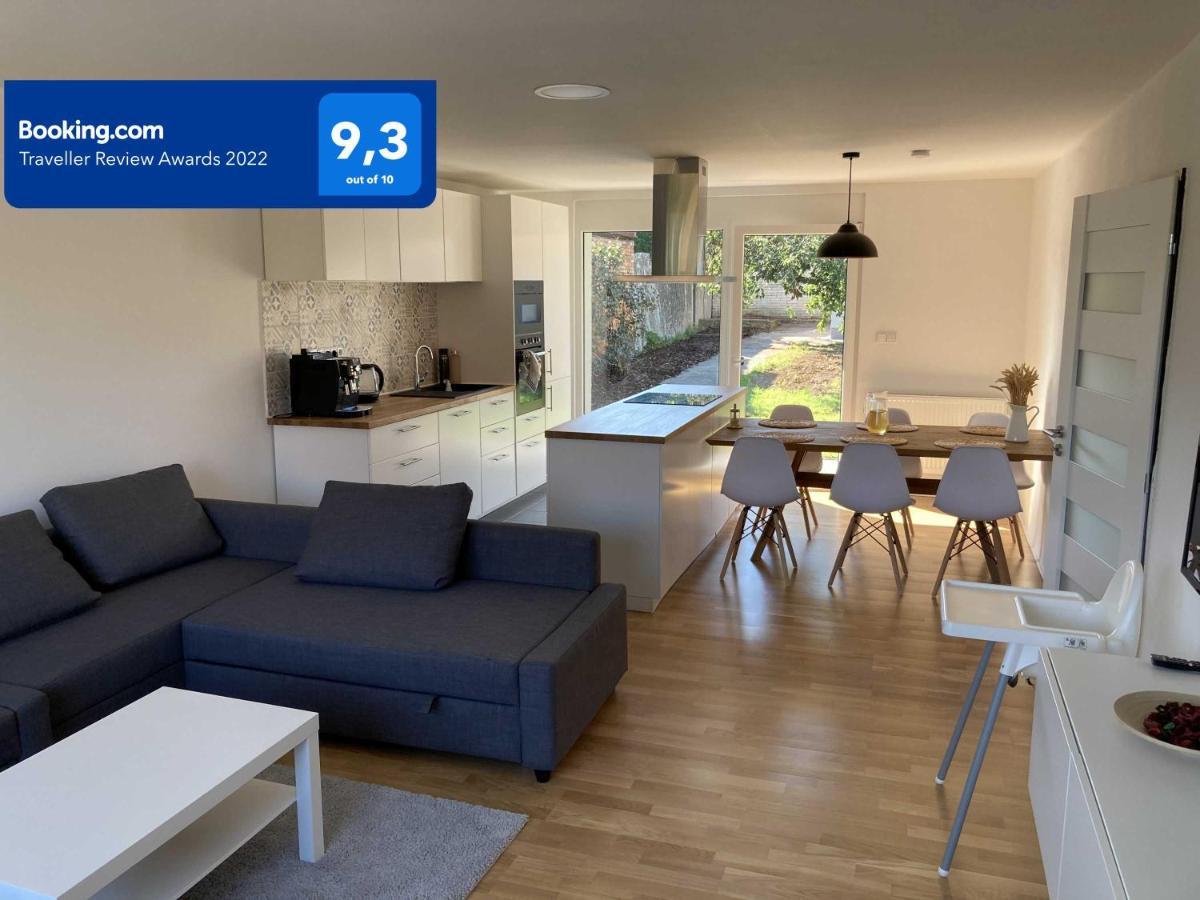 Apartman Maay Hlohovec Exterior foto